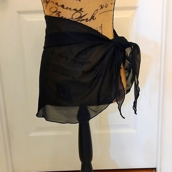 Ingear Black Sheer Over Skirt - Picture 2 of 4
